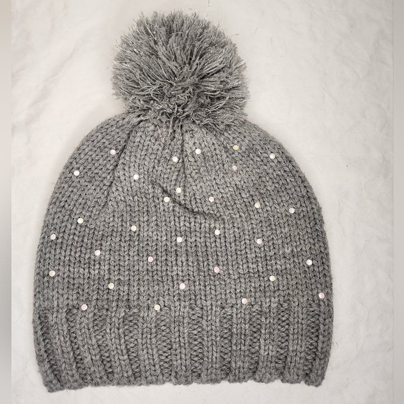 Silver Grey Knit Toque Beanie - Picture 1 of 8